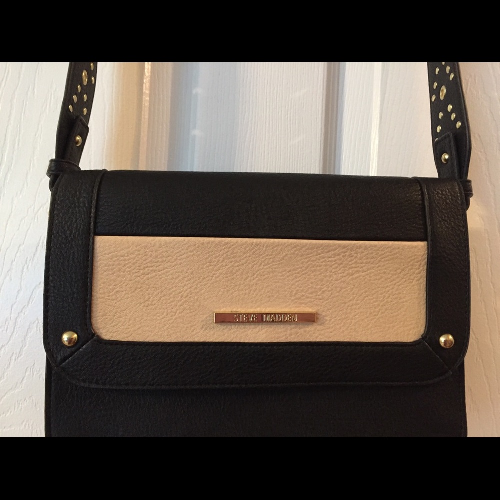 Steve Madden purse
